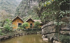 Trang An Mountain House